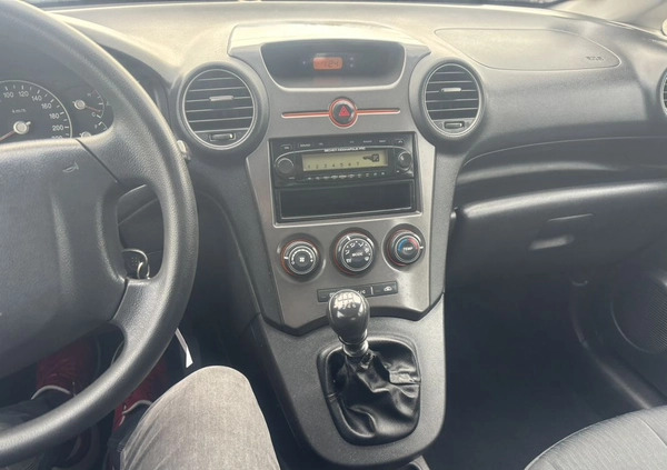 Kia Carens cena 14900 przebieg: 199000, rok produkcji 2008 z Szczecin małe 742